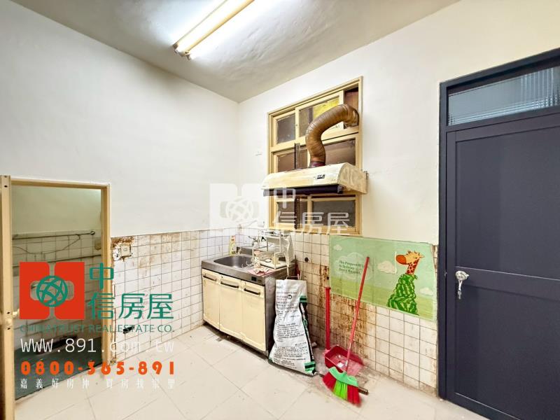 福樂商圈原屋況透天房屋室內格局與周邊環境