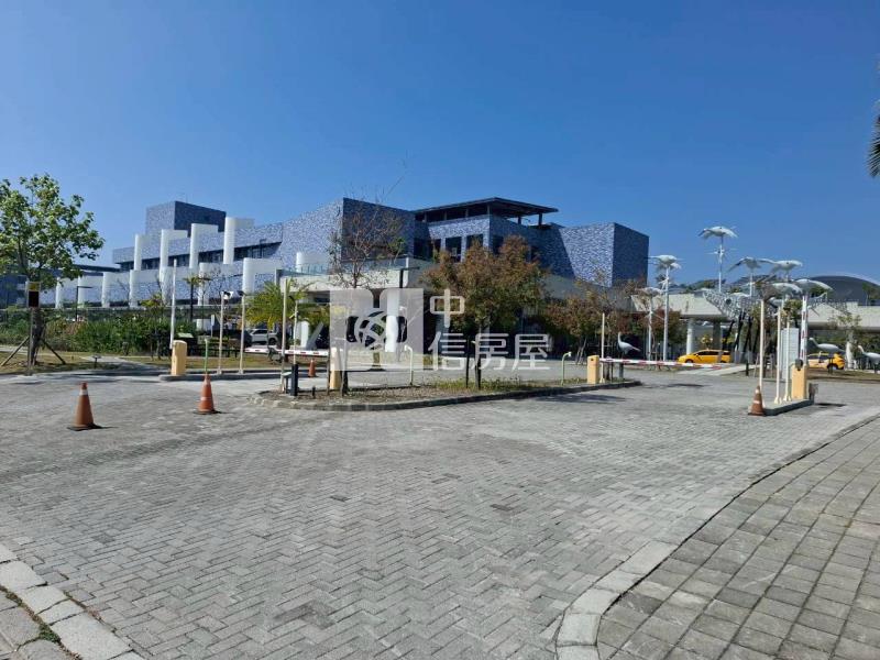 北高雄全新挑高廠房房屋室內格局與周邊環境