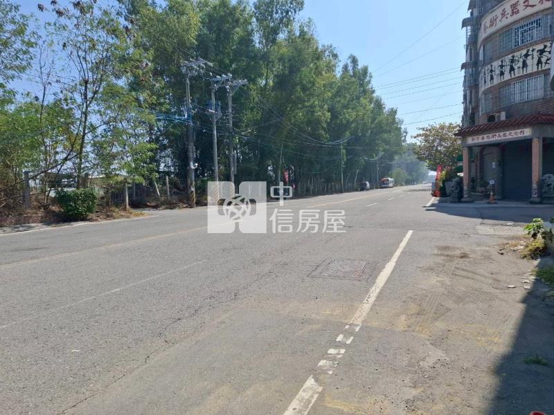 北高雄全新挑高廠房房屋室內格局與周邊環境