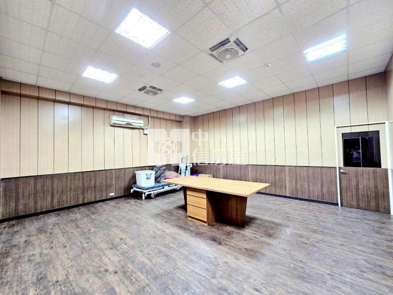 近仁武產業園區都內完善廠房房屋室內格局與周邊環境