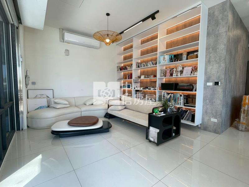 陽光樹商圈三角窗金店面房屋室內格局與周邊環境