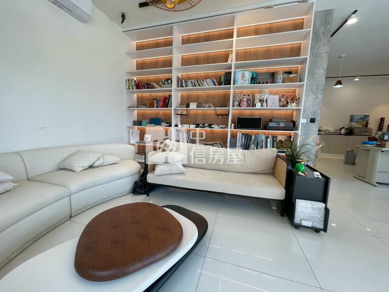 陽光樹商圈三角窗金店面房屋室內格局與周邊環境