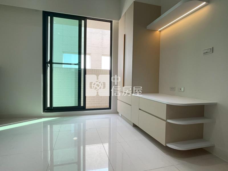 LM高樓層景觀3大房平車房屋室內格局與周邊環境