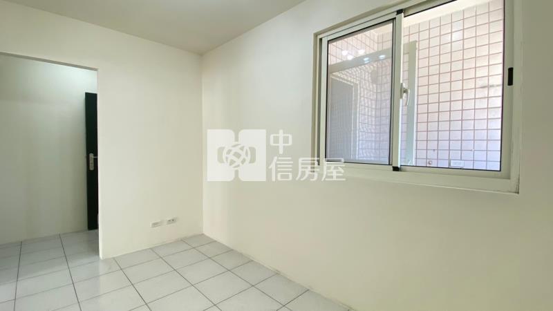 專任北屯絕代風華全新整理三房平車房屋室內格局與周邊環境