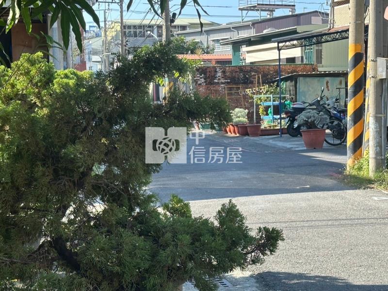 專-長溪路二段鐵皮屋建地房屋室內格局與周邊環境
