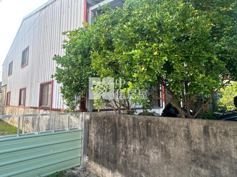 專-長溪路二段鐵皮屋建地房屋室內格局與周邊環境