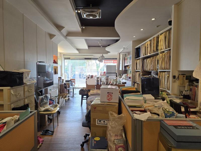 【奔馳】南崁路店面房屋室內格局與周邊環境