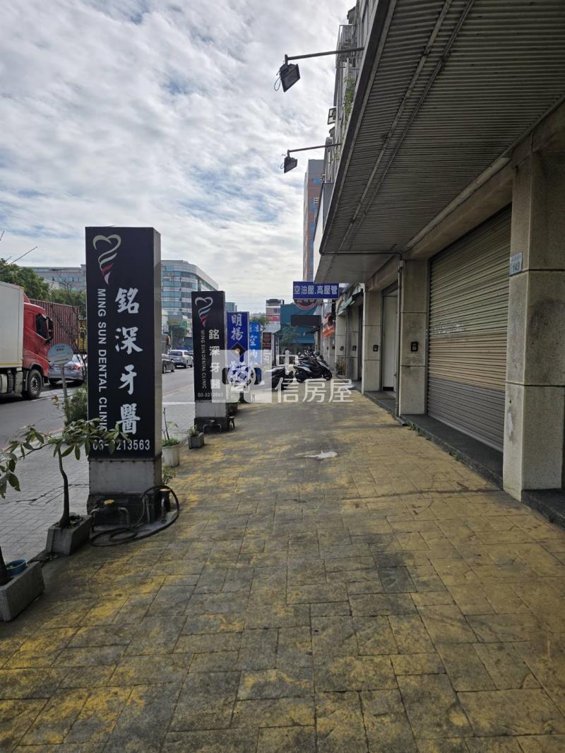 【奔馳】南崁路店面房屋室內格局與周邊環境