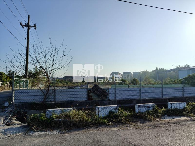 近新市產業園區社區旁大面寬5分農地房屋室內格局與周邊環境