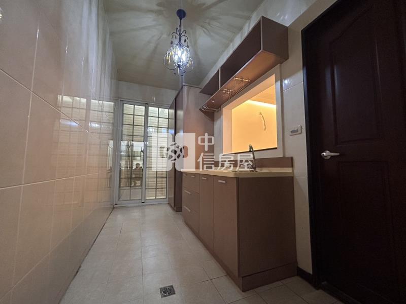 大溪埔頂公園旁氣派別墅房屋室內格局與周邊環境