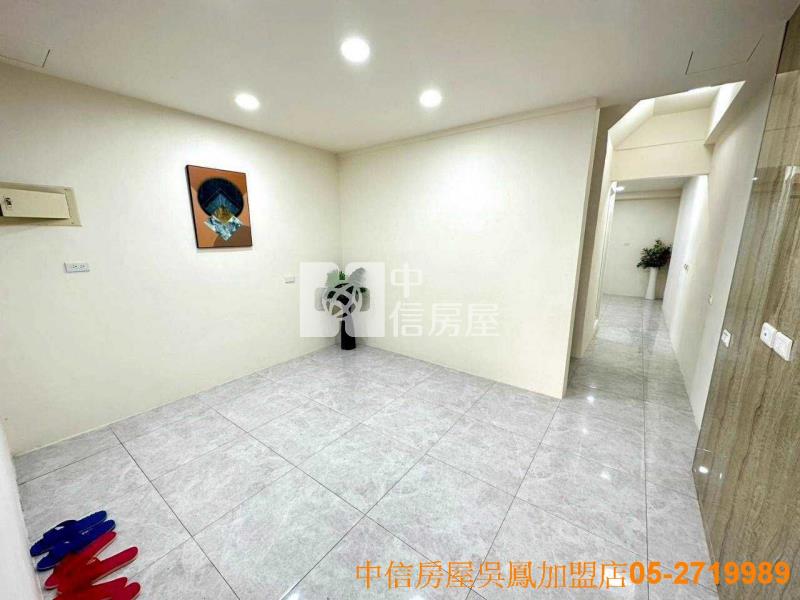 崎子頭車庫美透天房屋室內格局與周邊環境