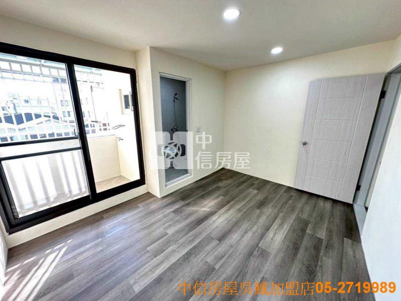 崎子頭車庫美透天房屋室內格局與周邊環境