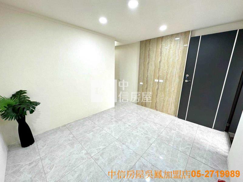 崎子頭車庫美透天房屋室內格局與周邊環境