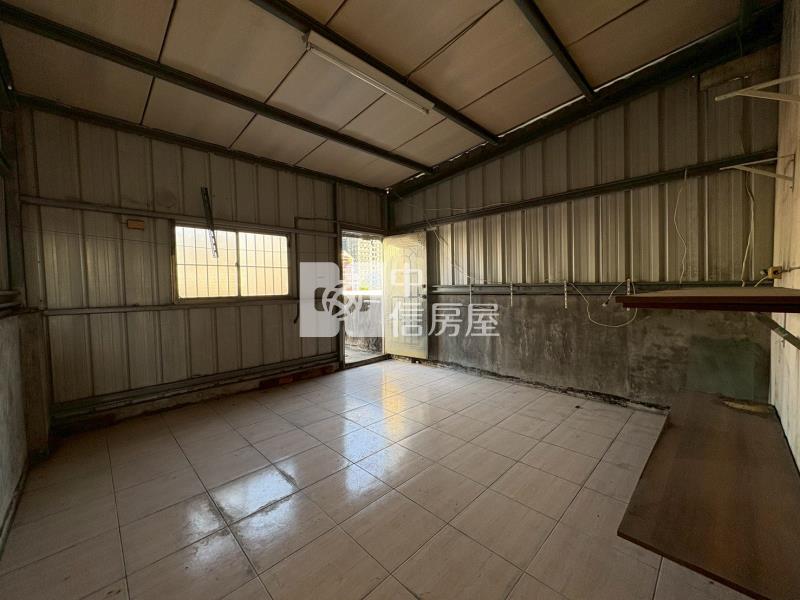 近水安捷運站正文心路臨路黃金透店房屋室內格局與周邊環境