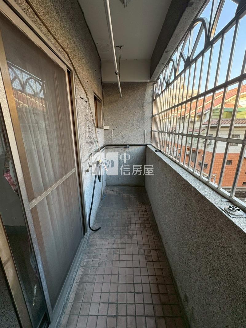 近水安捷運站正文心路臨路黃金透店房屋室內格局與周邊環境