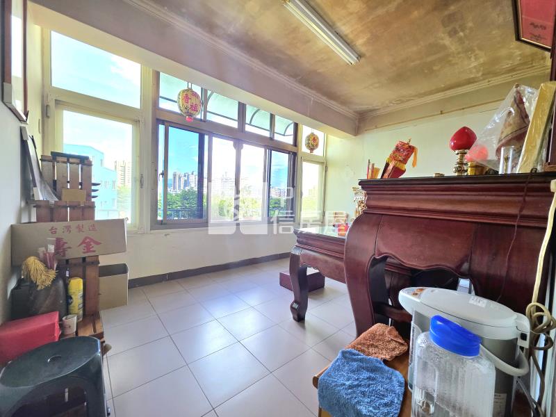 太原車站雙併透天房屋室內格局與周邊環境