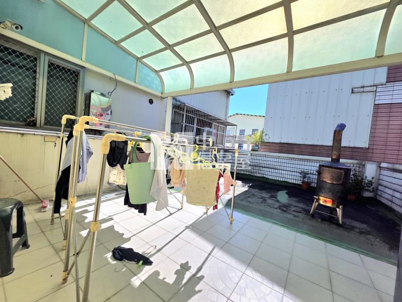 太原車站雙併透天房屋室內格局與周邊環境