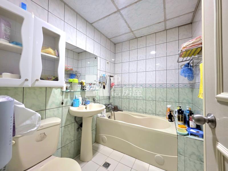 太原車站雙併透天房屋室內格局與周邊環境