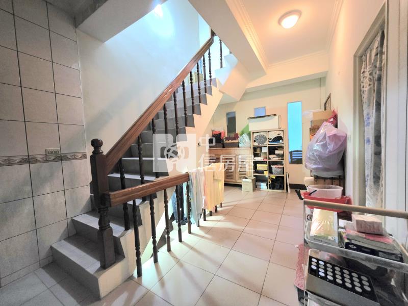 太原車站雙併透天房屋室內格局與周邊環境