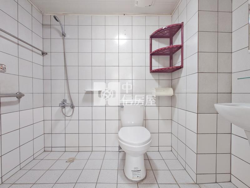 文心凱旋大三房平車房屋室內格局與周邊環境