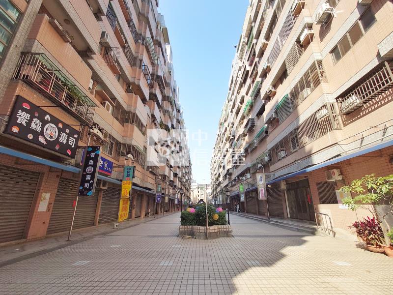 文心凱旋大三房平車房屋室內格局與周邊環境