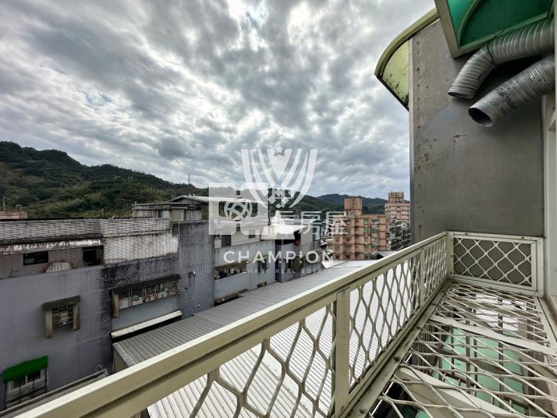 【冠軍】培德路稀有電梯三房房屋室內格局與周邊環境