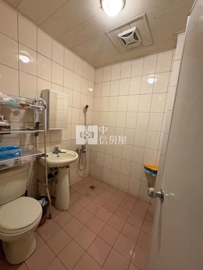 南勢商圈★平南國中對面★大地坪透天房屋室內格局與周邊環境