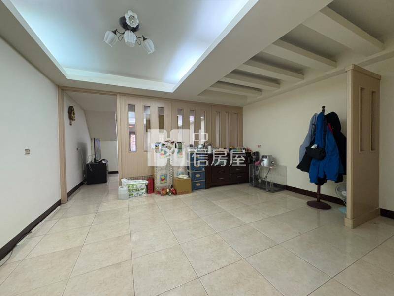 南勢商圈★平南國中對面★大地坪透天房屋室內格局與周邊環境