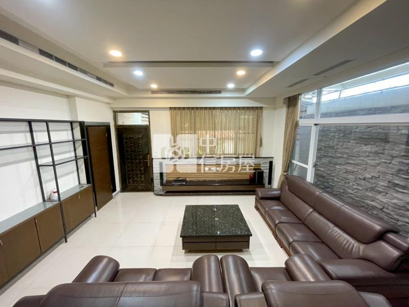 勝利星村輕屋齡雙車庫豪墅*專約*房屋室內格局與周邊環境