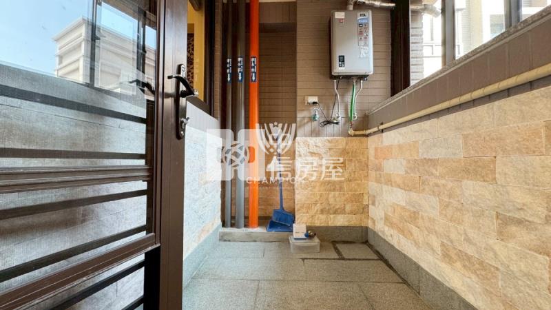 【冠軍】城上城沐光前區三房平車房屋室內格局與周邊環境