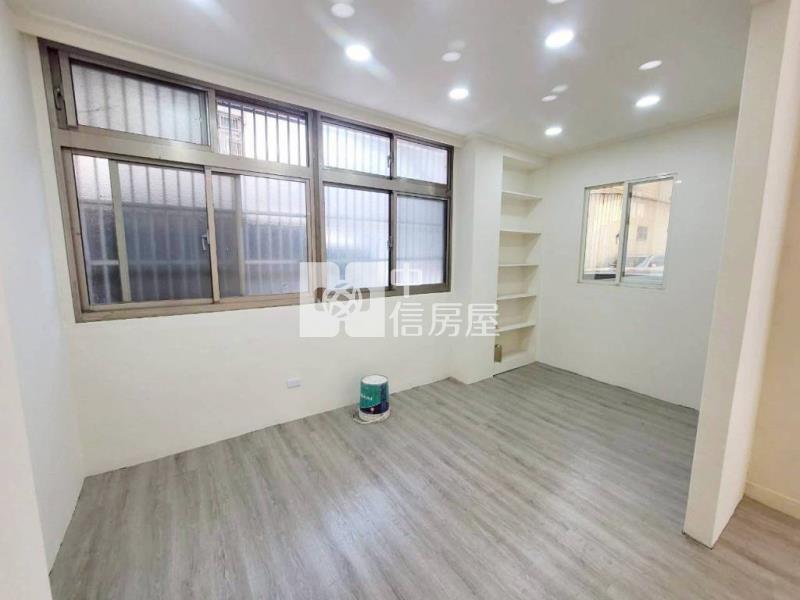 平鎮宋屋國小一樓邊間店住(門前好停3車)房屋室內格局與周邊環境