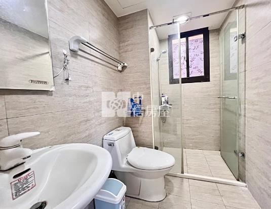 近頭份交流道景觀2房車房屋室內格局與周邊環境