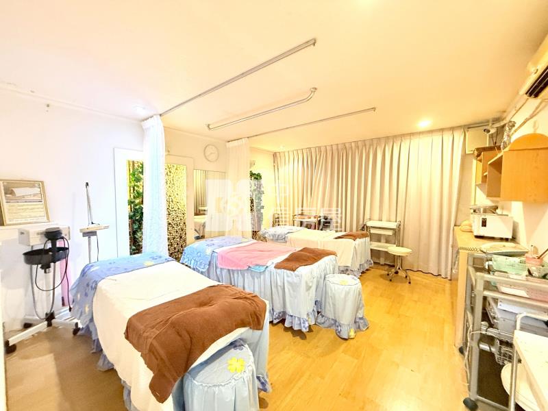 大成路臨18米路店面出售房屋室內格局與周邊環境