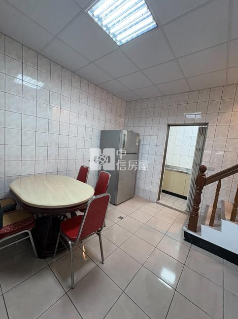 草漯重劃區透天房屋室內格局與周邊環境