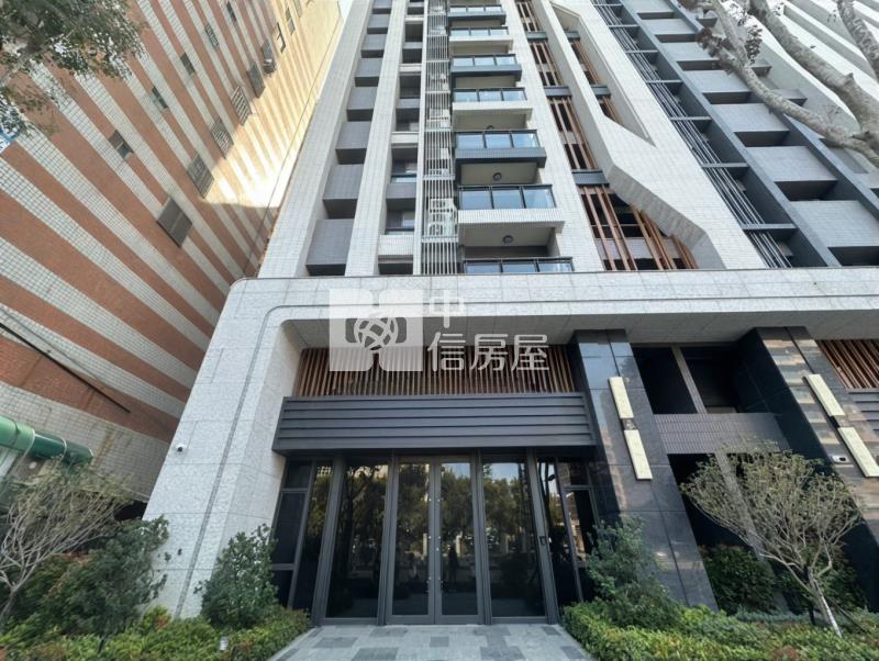 興大國圖館｜上和苑8米面寬挑高店面雙平車房屋室內格局與周邊環境