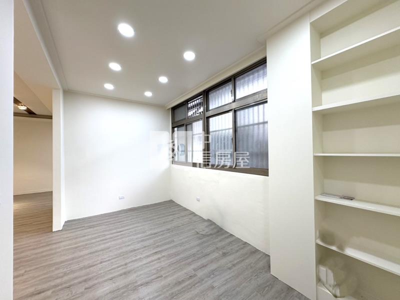 聯新醫院/宋屋國小/邊間一樓美寓房屋室內格局與周邊環境