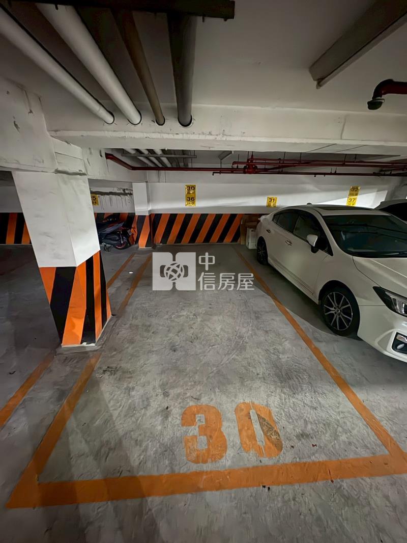 稀有一梯一戶高樓視野2+1房平車美宅房屋室內格局與周邊環境