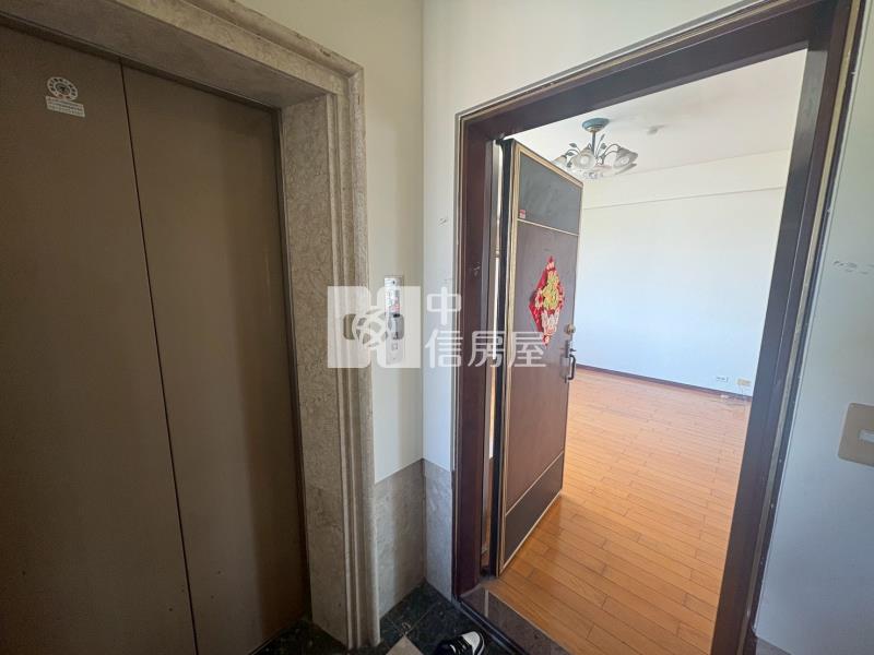 稀有一梯一戶高樓視野2+1房平車美宅房屋室內格局與周邊環境