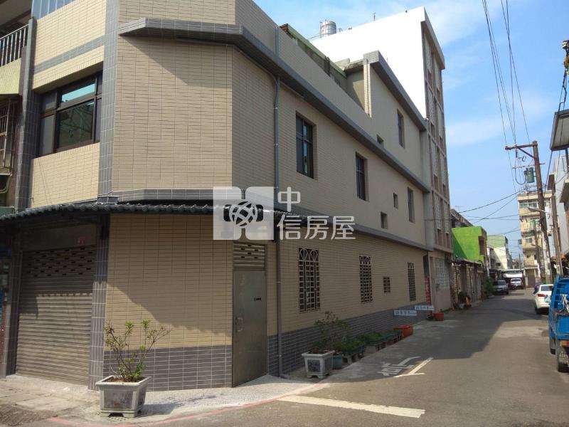 南亞大地坪邊間美透天房屋室內格局與周邊環境