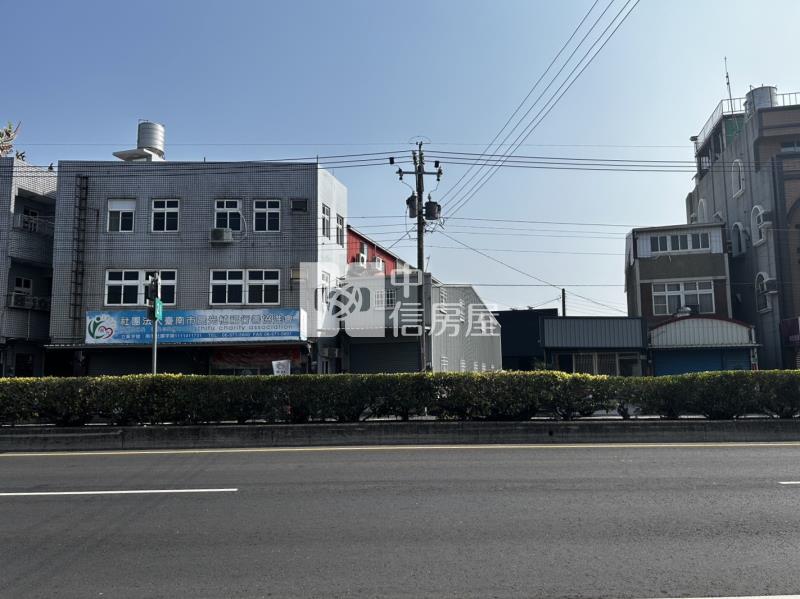 麻豆台19縣之都計內農地房屋室內格局與周邊環境