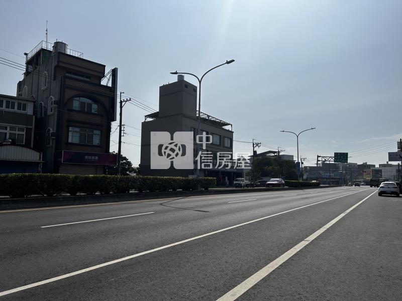 麻豆台19縣之都計內農地房屋室內格局與周邊環境