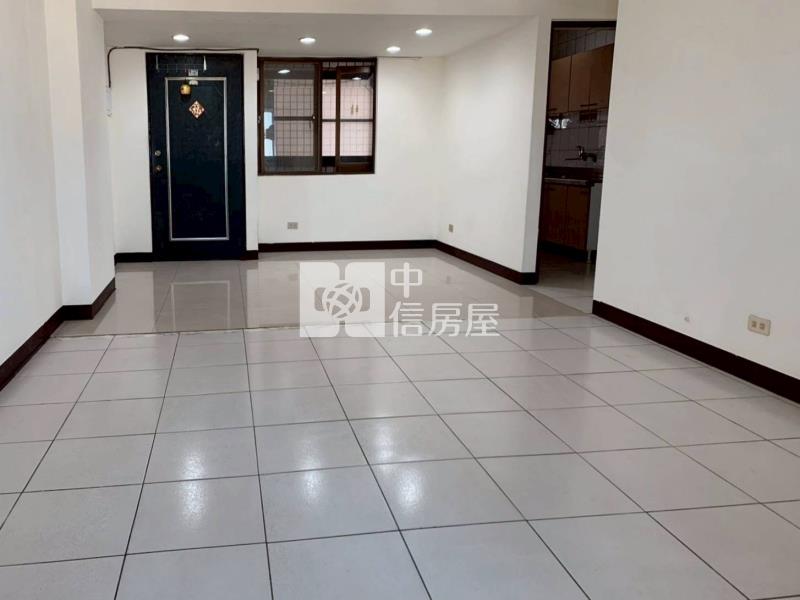 湖內美四房電寓房屋室內格局與周邊環境