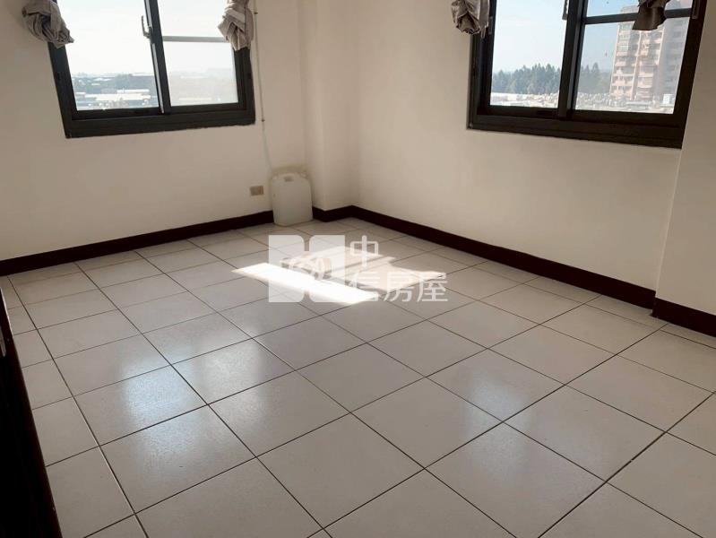 湖內美四房電寓房屋室內格局與周邊環境