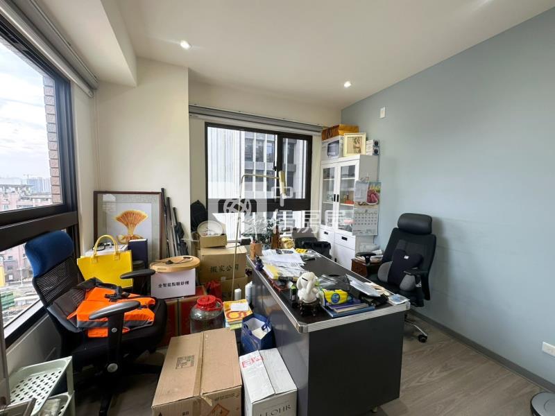 台中新站三房雙平車邊間視野戶房屋室內格局與周邊環境