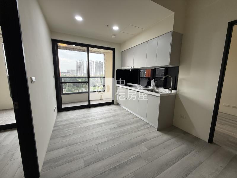 大園公園第一排2+1房車房屋室內格局與周邊環境