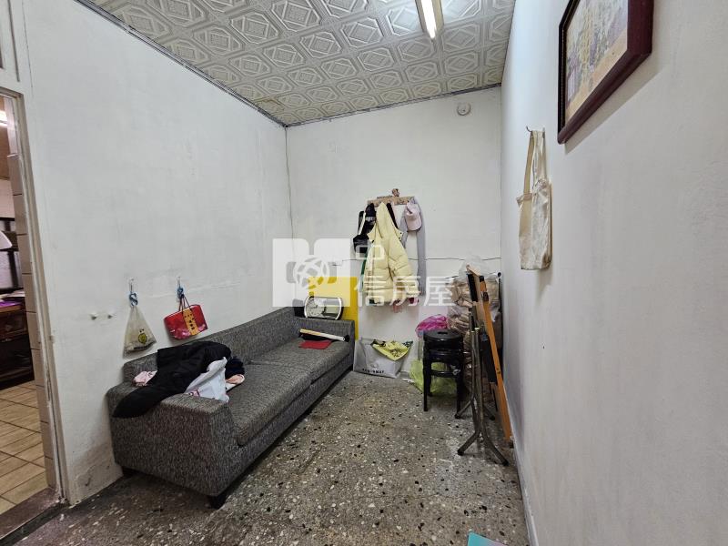 頭份新一街透天房屋室內格局與周邊環境