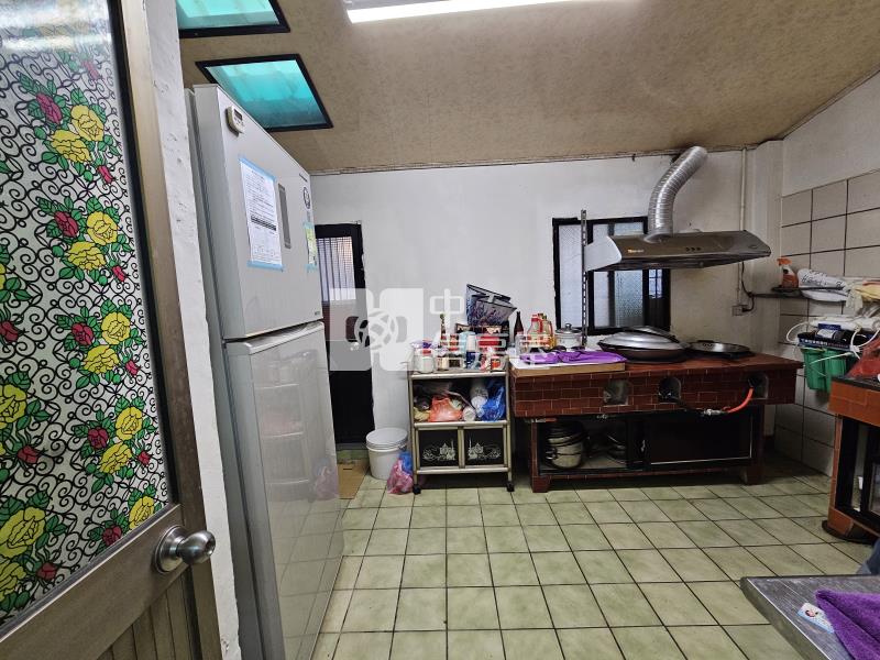 頭份新一街透天房屋室內格局與周邊環境