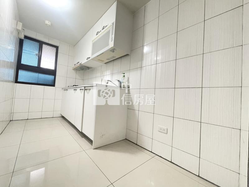 內壢站前湯城世紀挑高景觀4房車房屋室內格局與周邊環境