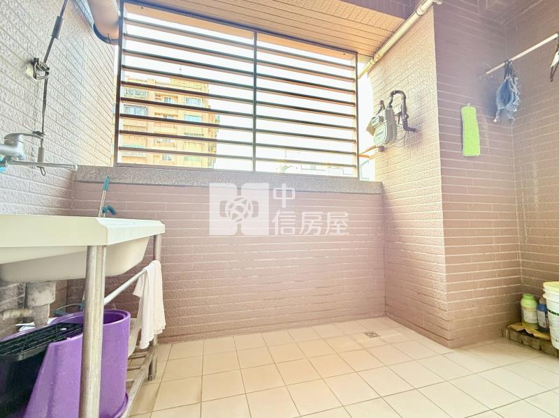 勇建藝術三房平車房屋室內格局與周邊環境