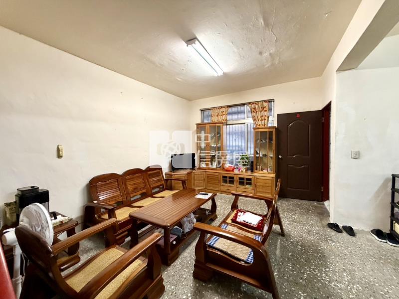 平鎮祥安國小大面寬活巷透天房屋室內格局與周邊環境